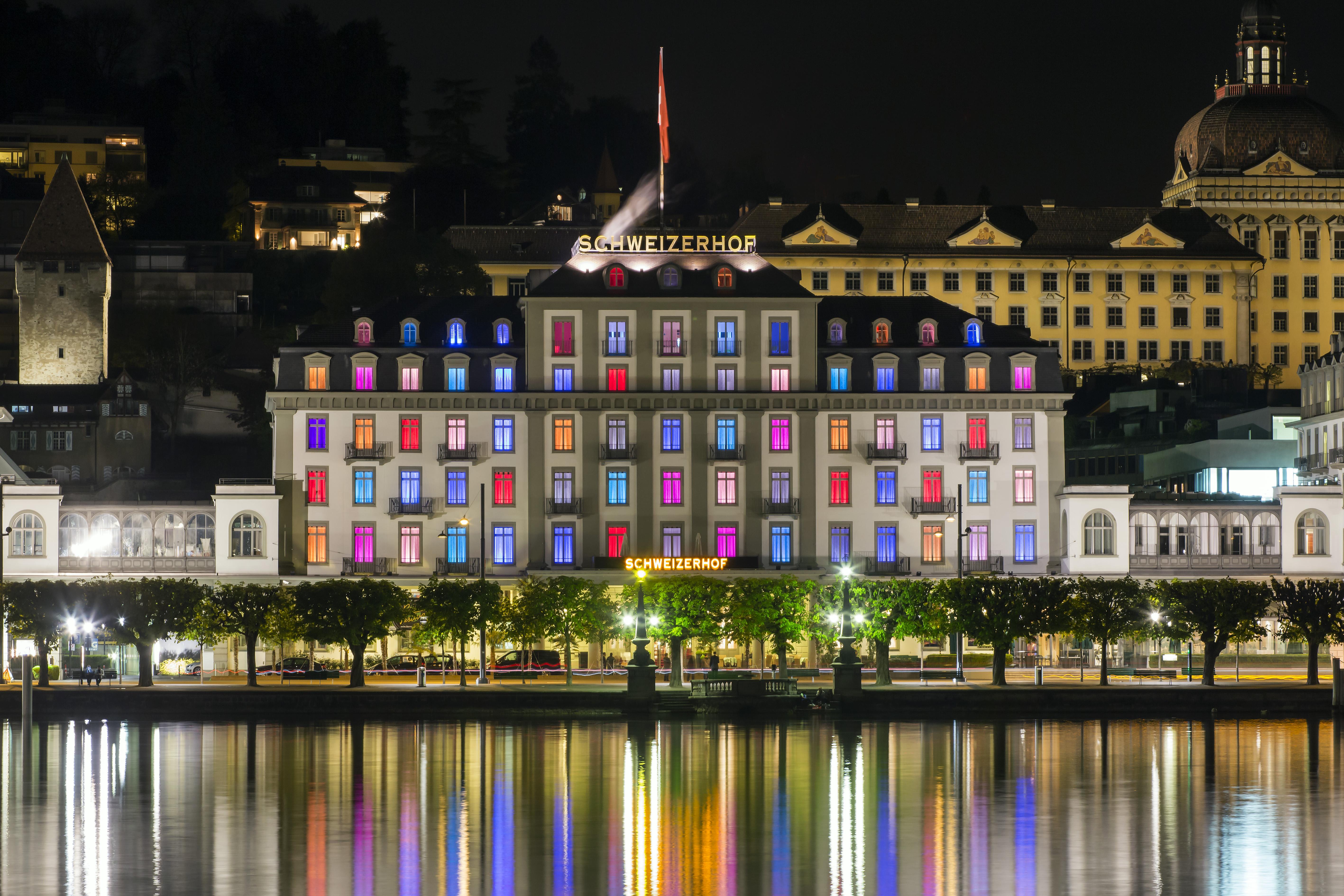 Hotel Schweizerhof Luzern Екстериор снимка