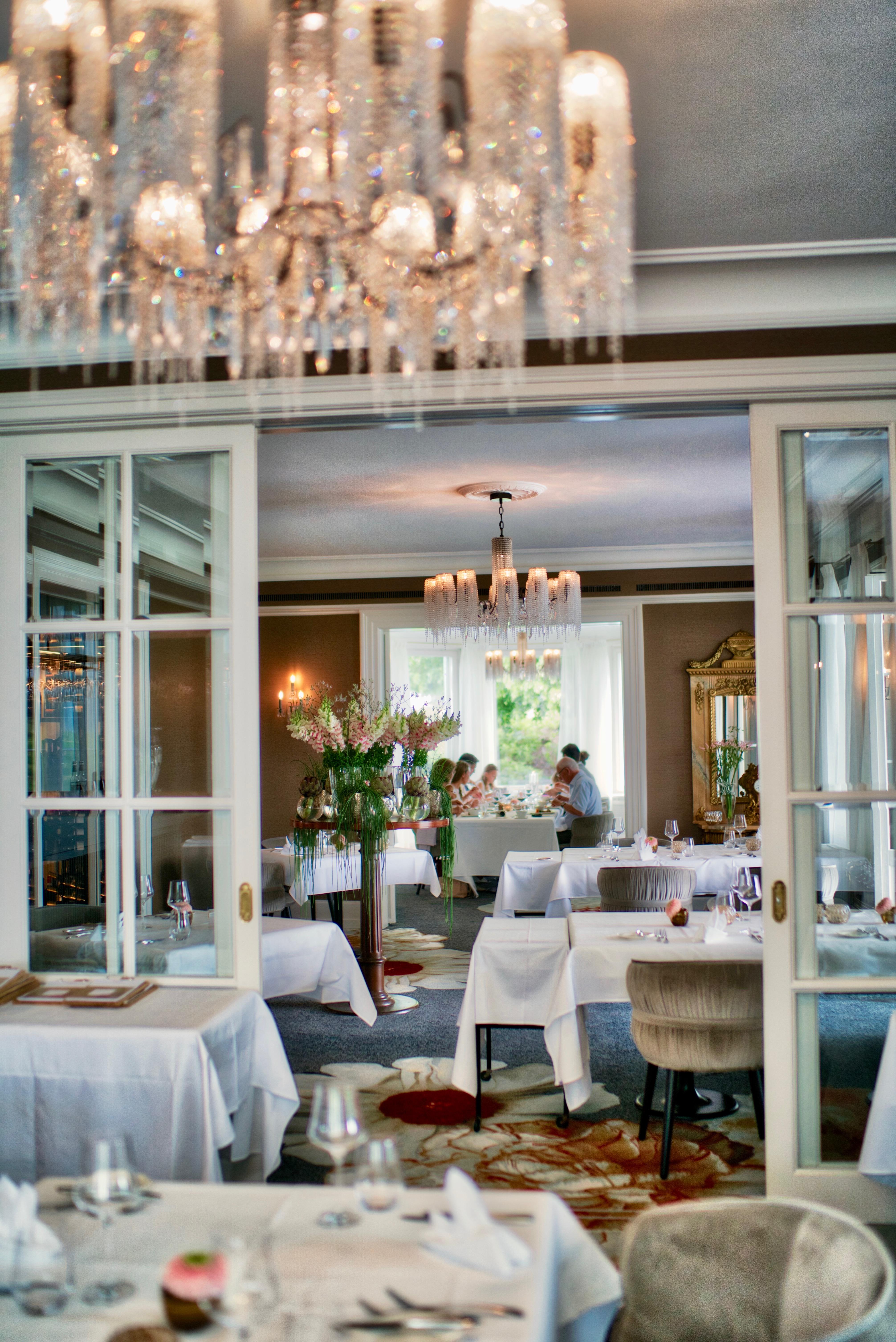 Hotel Schweizerhof Luzern Екстериор снимка Restaurant "Le Grand Véfour"