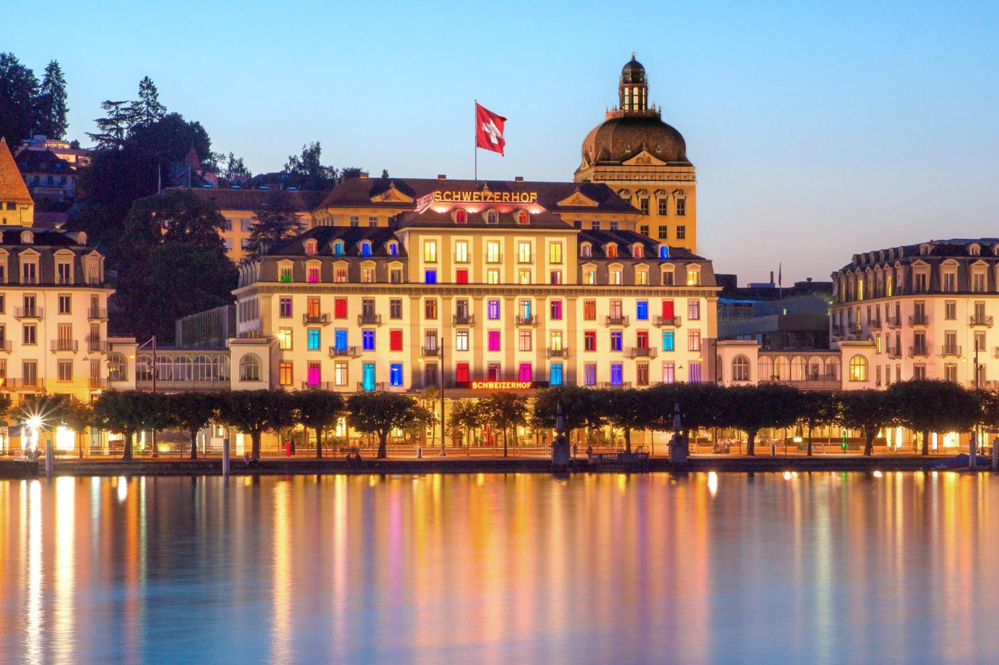 Hotel Schweizerhof Luzern Екстериор снимка